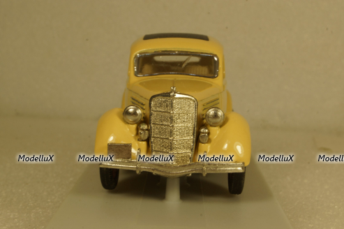 Ford V8 fordor touring sedan 1935, Beige, Rextoys 1:43