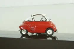 ISO Isetta 1955 red/white, CLC312N, IXO 1:43