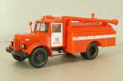 АЦ-30(205) модель ЦГ-А 1977 пожарная автоцистерна на шасси Маз-205, Автолегенды СССР Грузовики №28 1:43