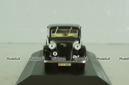 Mercedes-Benz 130 (W23) 1934, black/beige, WB078, WhiteBox 1:43