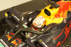 Red Bull Racing Honda RB16B, Max Verstappen Winner Emilia Romagna GP 2021 Formula 1, Minichamps 1:18