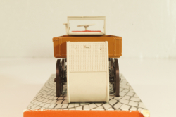 Daimler first truck 1896, brown, Cursor 1:43