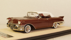 Cadillac Eldorado Biarritz Closed roof 1957, STM57012, Stamp models 1:43