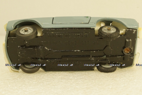 Mercedes 230SL, фабрика им. Ватутина 1:43