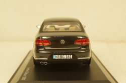 Volkswagen Passat В7 Limousine 2011 mocca anthrazit , 450743200, Schuco 1:43