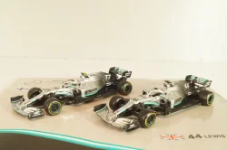 Mercedes-AMG F1 W10 EQ Power+, Formula 1, L.Hamilton/V.Bottas 2019, картина-рамка,18-38123, Burago 1:43