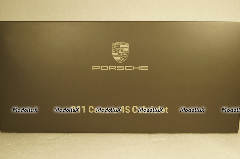 Porsche 911 (992) Carrera 4S 2019 green, Minichamps 1:18