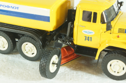 Зил-131 КО-829А01 Аэрофлот, поливалка, KV мастерская 1:43