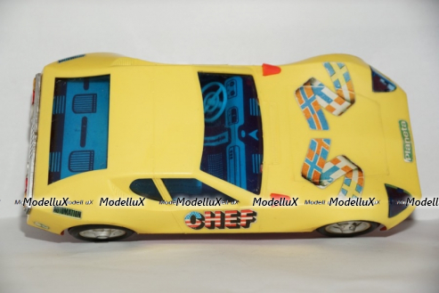 Спортивная машина
