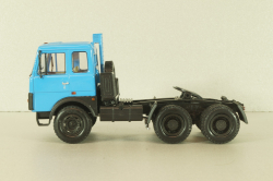 Маз-6422 тягач 1981г, синий, Н796, Наш Автопром 1:43 Уценка!