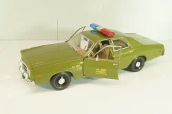 Plymouth Fury Army Police 1978, from move A-Team, green, 19053, Greenlight 1:18