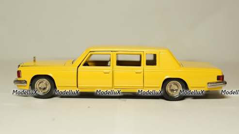 Toyota Previa GL Estima 2006, JC133, J-Collection 1:43
