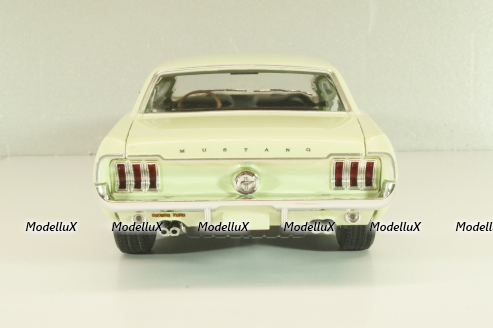 Ford Mustang 1967, light green 13663, Greenlight 1:18