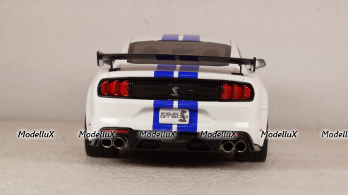 Ford Mustang Shelby white, 421186100, Solido 1:18