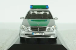 Mercedes E-Klasse 2004 Polizei (W211), 400031592, Minichamps 1:43