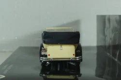Maybach Zeppelin DS8 1932, beige, B66040309, Minichamps 1:43