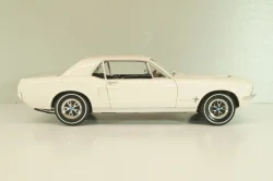 Ford Mustang 1967, beige, 13642, Greenlight 1:18