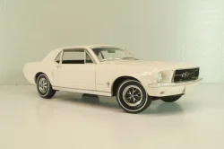 Ford Mustang 1967, beige, 13642, Greenlight 1:18
