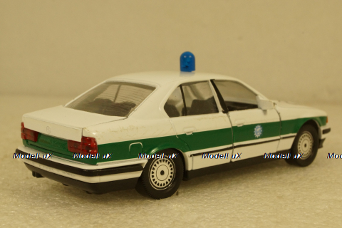 BMW 535I Polizei, white with green streeps Schabak 1:43