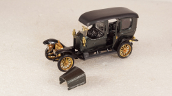 Руссо-Балт Лимузин, А32, с открв. дверьми Тантал/Радон 1:43