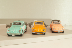 Volkswagen Beetle (Kafer)  Набор из 3шт, 35309, Cararama 1:43