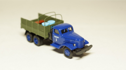 Зил 157 борт высокий с дугами и грузом, бочки синий/хаки, Herpa 1:87 