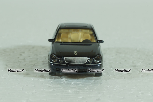 Mercedes E320 W211, dark blue, Wiking 1:87