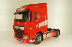 Daf XF Space Cab tractor 2018 , red, PCL30211, Premium Classixxs 1:18