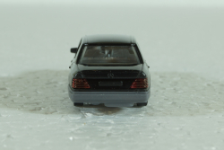 Mercedes E320 W124, Black, Wiking 1:87