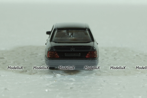 Mercedes E320 W124, Black, Wiking 1:87 