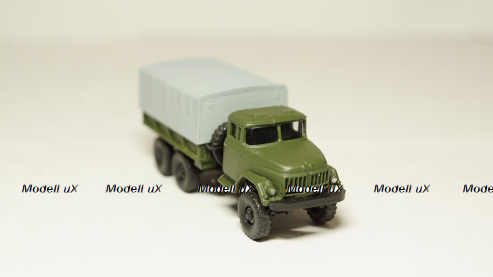 Chrysler Airflow Sedan 1936, MUS033, IXO Museum 1:43