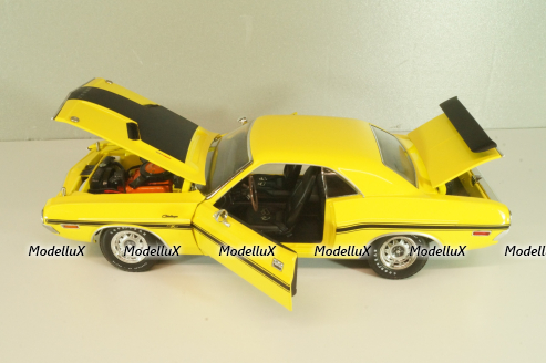 Dodge Challenger R/T 1970 from TV-Series NCIS, yellow, 12845, Greenlight 1:18