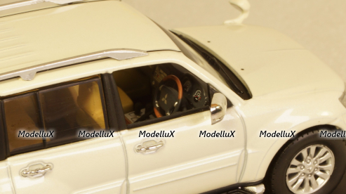 Mitsubishi Pajero 4WD, metallic-white, F43-075, First43 1:43