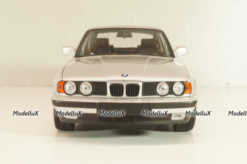 BMW 535I (E34) 1988 silver metallic, 100023004, Minichamps 1:18