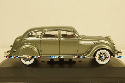 Chrysler Airflow Sedan 1936, MUS033, IXO Museum 1:43