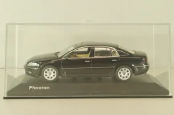 Volkswagen Phaeton 2002, black, Minichamps 1:43