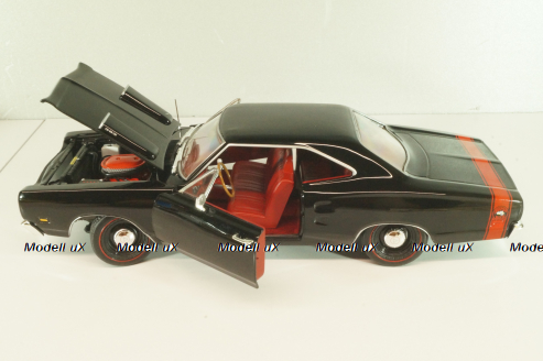 Dodge Coronet Super Bee 1969, black, AMM1347, AutoWorld 1:18