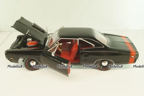 Dodge Coronet Super Bee 1969, black, AMM1347, AutoWorld 1:18