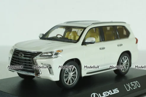 Lexus LX570 2018 sonic quartz, Kyosho 1:43