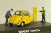BMW Isetta 250 Deutsche Post 1955, with two figuren and mail box yellow, 006726, Schuco 1:43