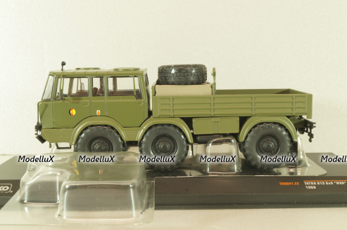 Tatra 813 6x6 1968 NVA army green olive, TRU041.22, IXO 1:43
