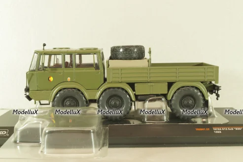 Tatra 813 6x6 1968 NVA army green olive, TRU041.22, IXO 1:43