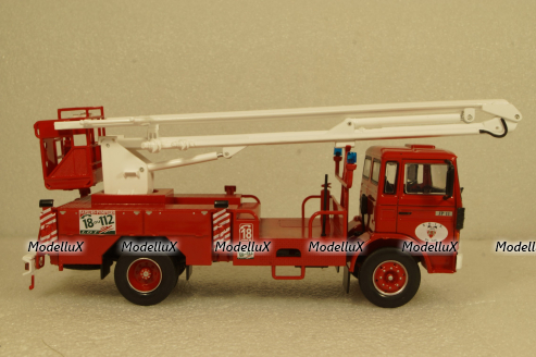 Renault VI JP 11 fire department with rescue basket, Altaya 1:43