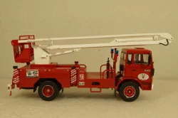 Renault VI JP 11 fire department with rescue basket, Altaya 1:43