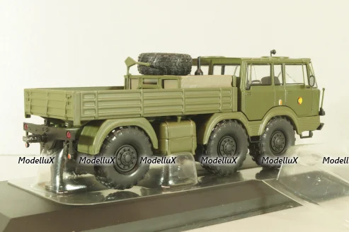 Tatra 813 6x6 1968 NVA army green olive, TRU041.22, IXO 1:43