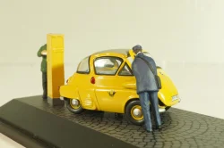 BMW Isetta 250 Deutsche Post 1955, with two figuren and mail box yellow, 006726, Schuco 1:43