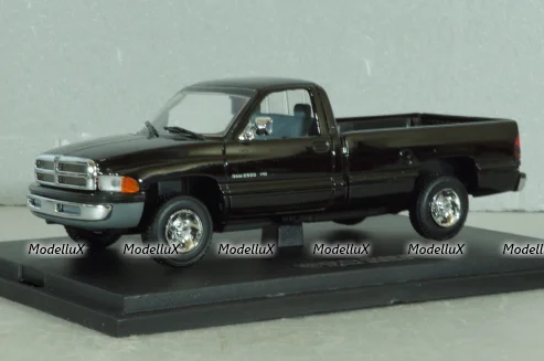 Dodge RAM 2500 1994, black, Universal Hobbies 1:43