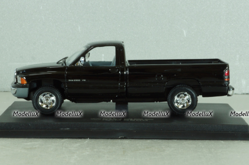 Dodge RAM 2500 1994, black, Universal Hobbies 1:43