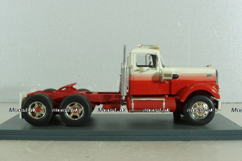 White Road Boss tractor 1977, red/whait, 44775, NEO 1:43