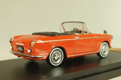Daihatsu Compagno Spider ( F40K) 1965 red, Japan Collection, Hachette 1:43